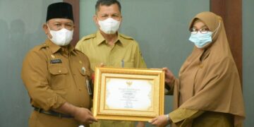 Tiga Sekolah Di Kampar Raih Penghargaan Adiwiyata