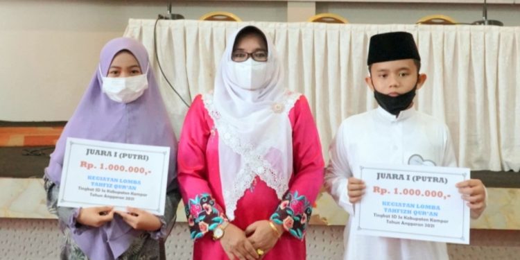 Zakky dan Saniyah Raih Juara Pertama Tahfiz Al-Quran