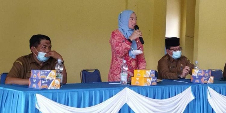 Haswinda Tampung Aspirasi Masyarakat Naumbai, Rumbio Jaya dan Tambang