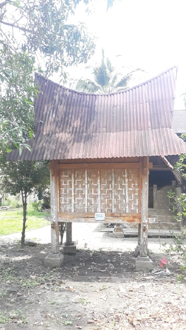 Cerita Rumah Lontiok Kampar