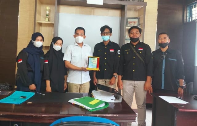 Kadis Kominfo Kampar Lepas Mahasiswa PKL UIN Suska dan UIR