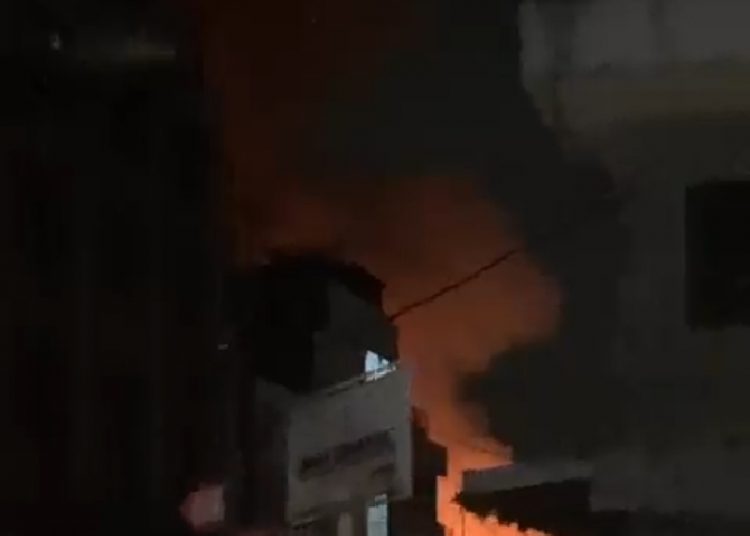 Malam ini lima ruko terbakar di Jalan Gambir Pekanbaru