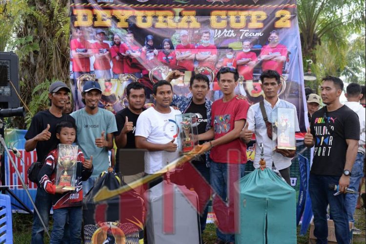 Ratusan Peserta Kicau Mania Kontes Burung Berkicau Deyura Cup 2