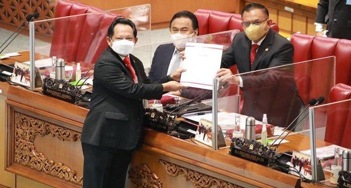 DPR Sahkan Tujuh RUU Provinsi