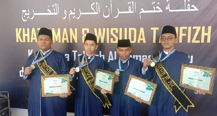 Tiga Siswa SMA Muhammadiyah Bangkinang Hafizh 30 Juz