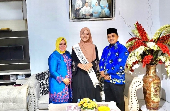 Repol Dukung Nola Nalurita Finalis Muslimah Award Riau asal Kampar