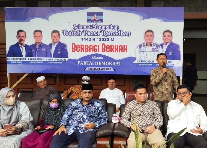 Ardo Apresiasi Anggota DPR RI Berbagi Sembako di Kampar