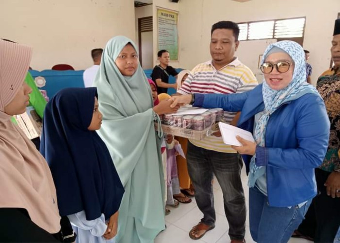 Haswinda Berbagi Kasih Kepada Anak Yatim Piatu di Tanjung Bungo