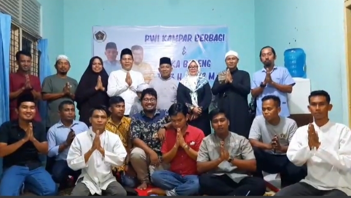 PWI Kampar Buka Puasa Jalin Keakraban