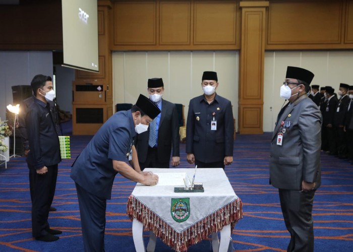 Bupati Rohul Lantik 548 Pejabat