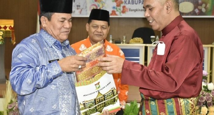 Dinas Perindustrian dan Tenaga Kerja Kampar Latih 32 Kaum Ibu
