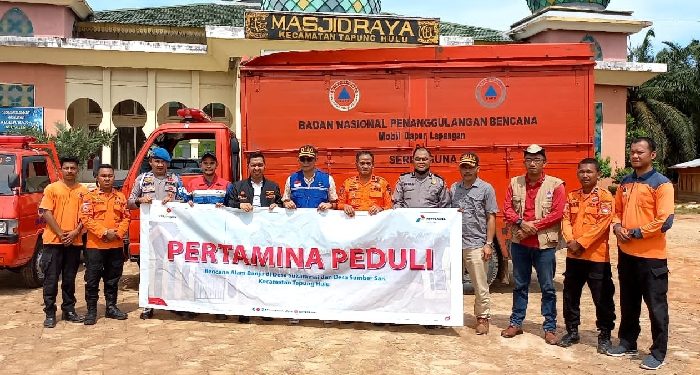 PHE Siak Salurkan Bantuan 790 paket kepada Korban Banjir