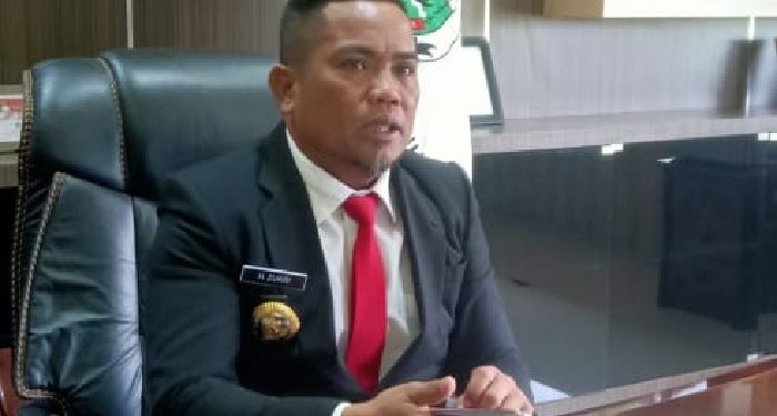 Tugas Mulia Bidan Desa Layani Kesehatan Lansia