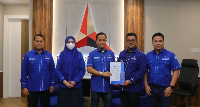 DPC Partai Demokrat Kampar Terima SK Kepengurusan dari DPP