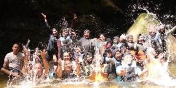 Tim Jalan-Jalan Horee Kembali Nikmati Wisata Gulamo