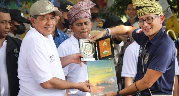 Sandiaga Uno Merasa Berdosa Jika Presentasi Kampung Dayun Kurang Baik