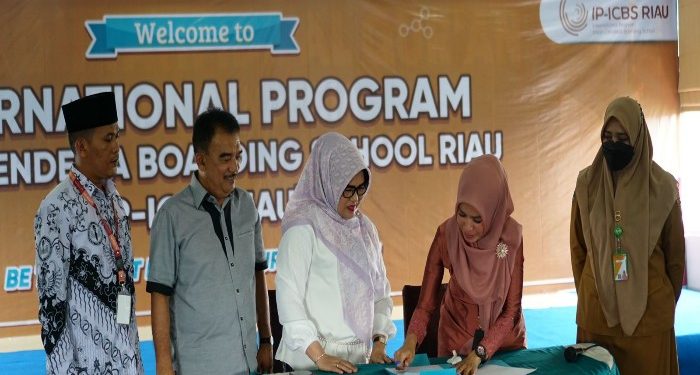 IP ICBS dan Dinkes Kampar teken Kerjasama Poskestren