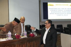 Ketua Fraksi Partai Demokrat Juswari Umar Said SH MH
