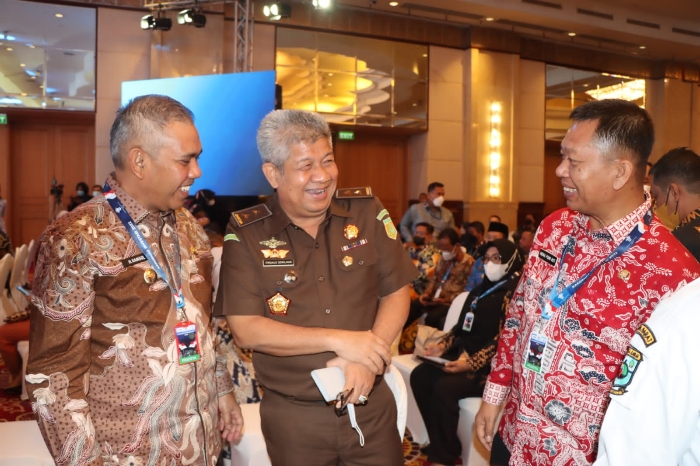 Presiden Joko Widodo Minta Pemerintah Tidak Persulit Investor