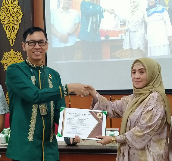 LBH FMMI Sukses Bawa Nama PN Bangkinang Juara I