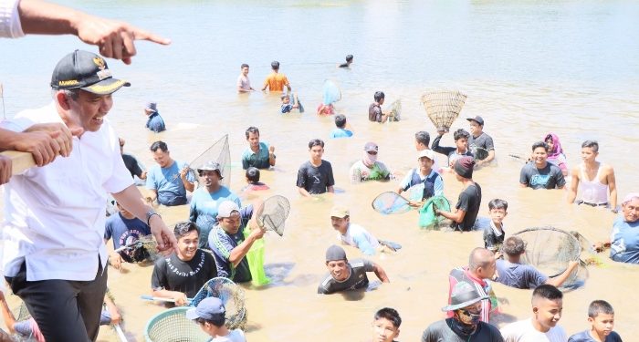 Ma'awuo Basamo di Lubuk Larangan Sembat Kecamatan Kampa
