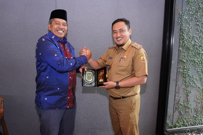 Bupati Siak Belajar Pola Pemasaran dan Pengembangan Produk UMKM dengan Pemkab Pemalang