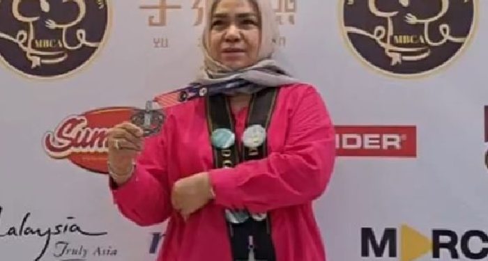 Deswita Kamsol Geram Dituding Main Proyek