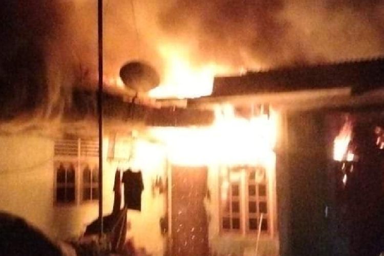 Rumah Dhani Chan Warga Bangkinang Kota Terbakar
