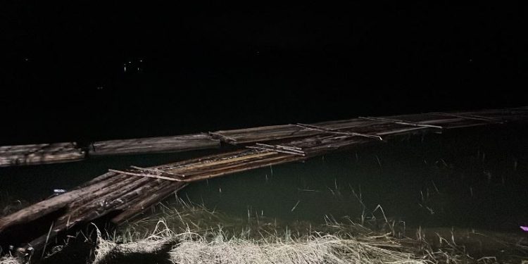 Ditreskrimsus Polda Riau dan Polres Kampar Amankan 175 Tual Kayu Diamankan Dari Wisata Gulamo