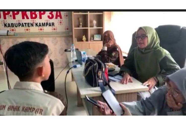 Siswa SMP Tertarik Ikuti Pelatihan Jurnalistik Bersama Pemred Jaring Nasional