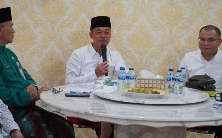 Pemkab Rohil Beri Kesempatan 100 ASN dan Honorer Lanjutkan S2 di Lancang Kuning