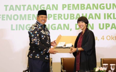 Bupati Siak Alfedri Terangkan Praktik Pembangunan Berkelanjutan pada Seminar Nasional di Jakarta