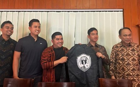 Gibran dan Budi Arie Merapat Relawan Desa Indonesia Maju Rapatkan Barisan di 74.961 Desa Termasuk di Riau 