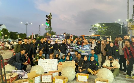 Peduli Palestina, Aliansi Ikatan Pelajar Mahasiswa di Yogyakarta Melakukan Aksi Penggalangan Dana