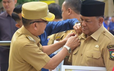 Pj. Bupati Kampar Berkomitmen Berantas Korupsi