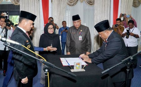Yusri Jadi Sekda Lagi