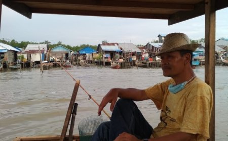 Sufian Hamim Melakukan Pengabdian Masyarakat di Kampung Nelayan Perikanan Tangkap Concong Inhil