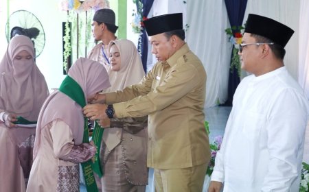 Husni Merza Hadiri Wisuda Akbar 70 Santri Ponpes Amanah Tarbiyah Islamiyah Siak