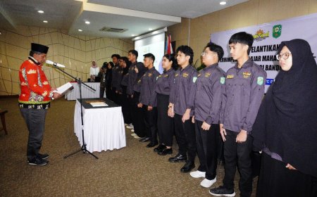 Permaisuri Perkenalkan Inovasi Alat Pendengaran dan Penglihatan Untuk Disabilitas Kepada Bupati Siak