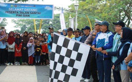 Ribuan Masyarakat Tualang Hadiri Jalan Santai Pemkab Siak dan PWI