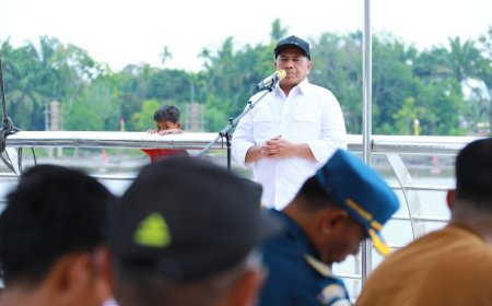 Sebanyak 44 Tim Siap Arungi Sungai Siak