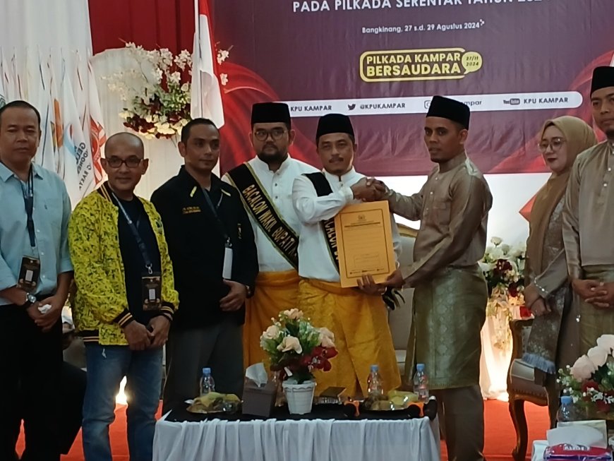 KPU Terima Berkas Repol dan Ardo Pasangan Calon Bupati dan Wakil Bupati Kampar