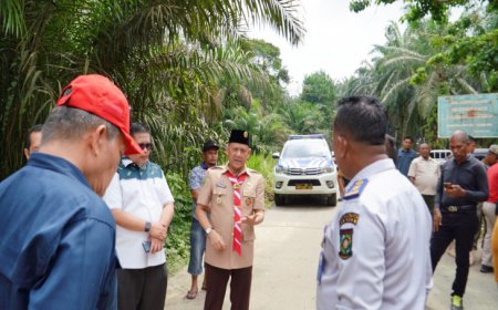 Penjabat Bupati Kampar Tinjau Langsung Lokasi Tragedi Maut Yang Menabrak Portal PT Ciliandra