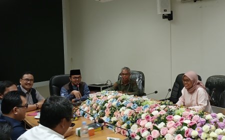 Kemenko Polhukam Disambut Wakil Ketua DPRD Kabupaten Kampar