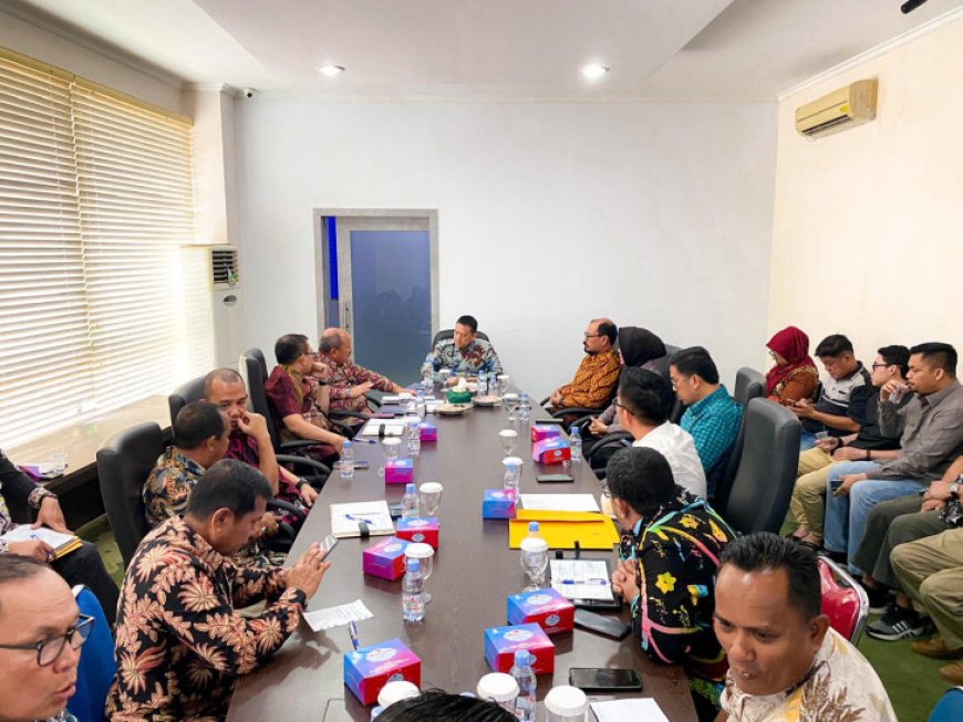 Pj. Bupati Kampar Himbau Penertiban Pasar Inpres Bangkinang Kota
