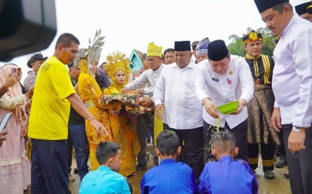 Asisten I Pemda Provinsi Riau Zulkifli Syukur Hadiri Balimau Kasai Di Kampar
