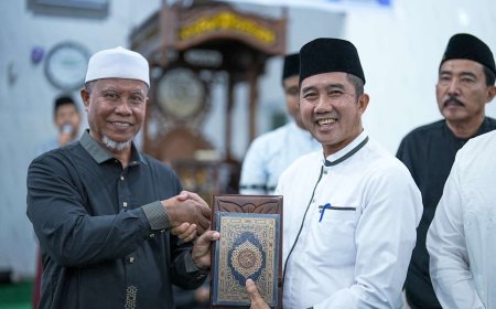 Pemkab Siak Beri Bantuan Sembako dan Santuni Anak Yatim Di Kandis