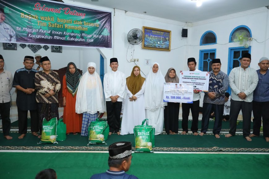 Plh Sekda Siak Ajak Masyarakat Banyak Bersedekah