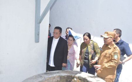 Wabup Bengkalis  Ziarah ke Makam Raja Sang Naualuh Damanik