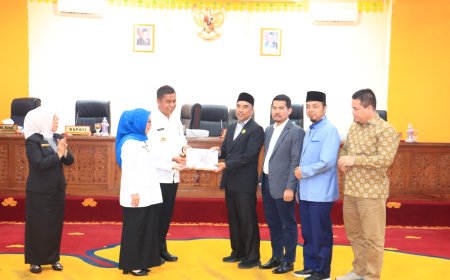 Delapan Fraksi DPRD Kampar Beri Catatan Terhadap LKPJ 2024 Pemda Kampar